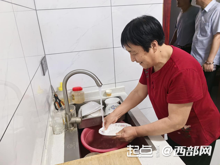 正在上傳... 5a18816990286e4a0485b578efb99068.png